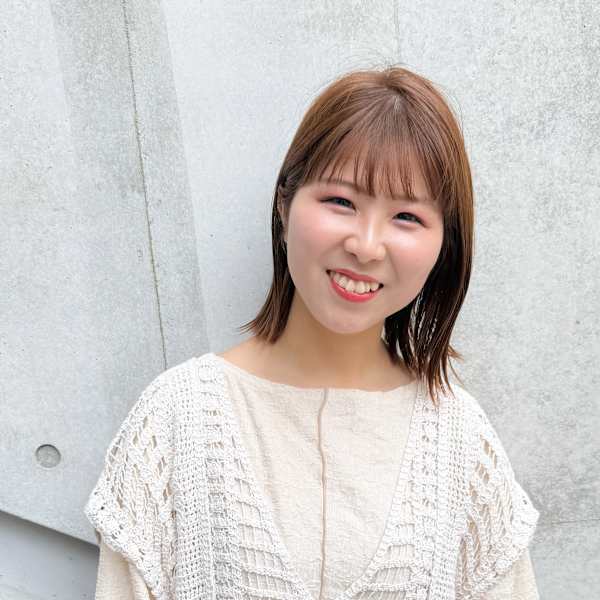 hair&life egerie days【ヘア アンド ライフ エジェリデイズ】のスタッフ紹介。井原 円袈