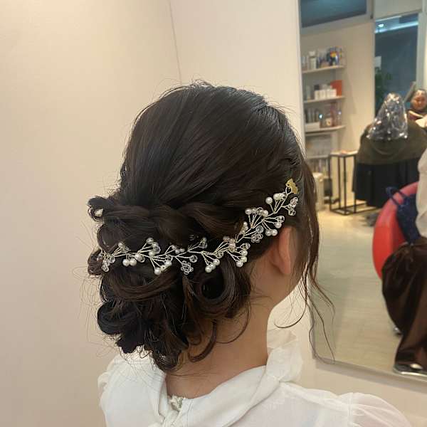 ローシニヨン/ヘアアレンジ/お呼ばれ