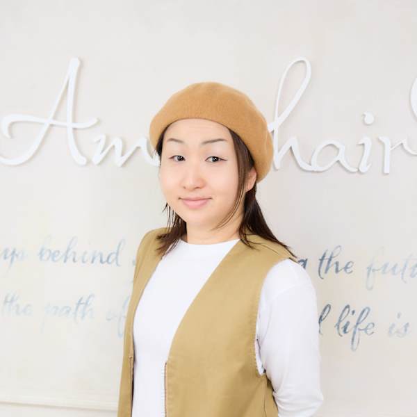 Aman hair-e 吉祥寺東口店 アマンヘアーイースト【アマンヘアー イー】のスタッフ紹介。Lisa