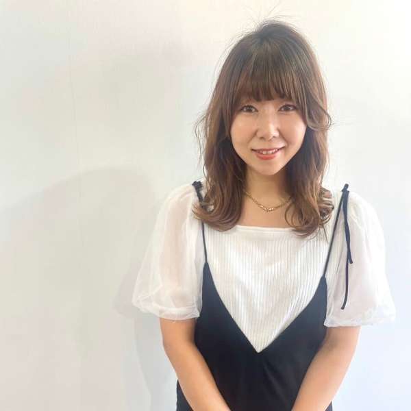 feu【フー】のスタッフ紹介。平岡 美帆