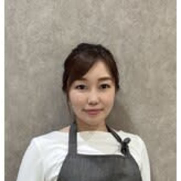 ビーケアーズ ビューティー be-cares beauty【ビーケアーズ ビューティー】のスタッフ紹介。イワセ メグミ