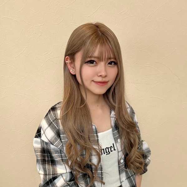 CREA本厚木【クレアホンアツギ】のスタッフ紹介。江川 美咲