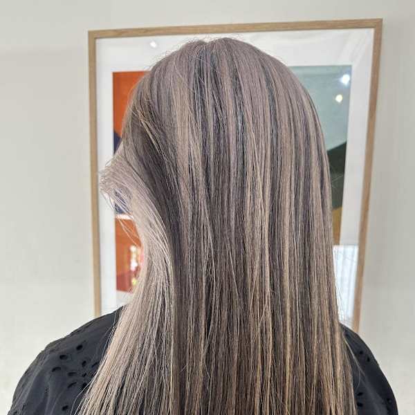 白髪ぼかしデザインカラー