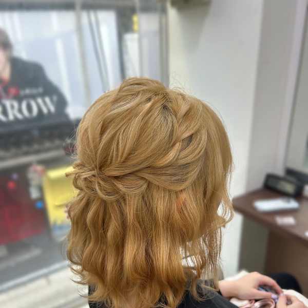 迷ったらこれ!お呼ばれハーフアップ♪