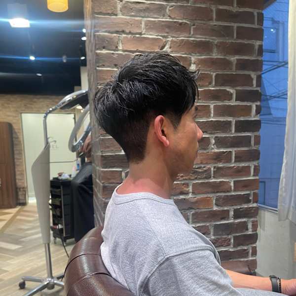 アップバングショート
