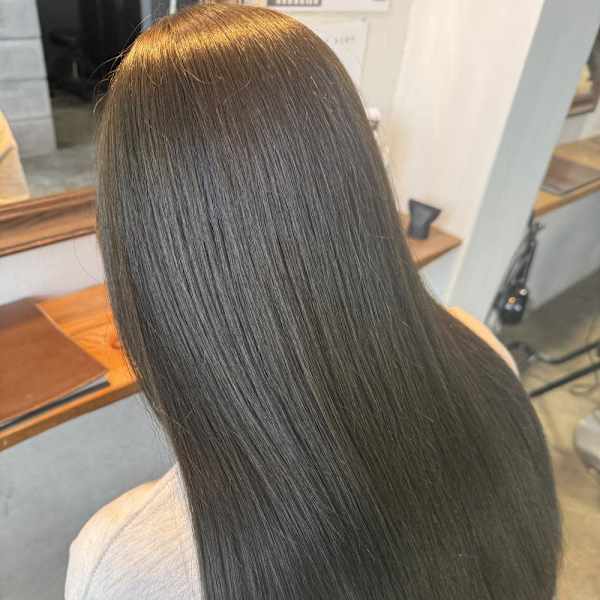 オリーブベージュ|Hair design D. ulu 宇都宮【ヘアーデザイン ディードット ウル】