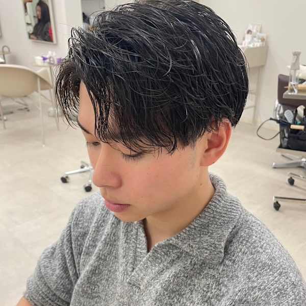 ニュアンスフェザーパーマ&センターパート/大通個室サロン