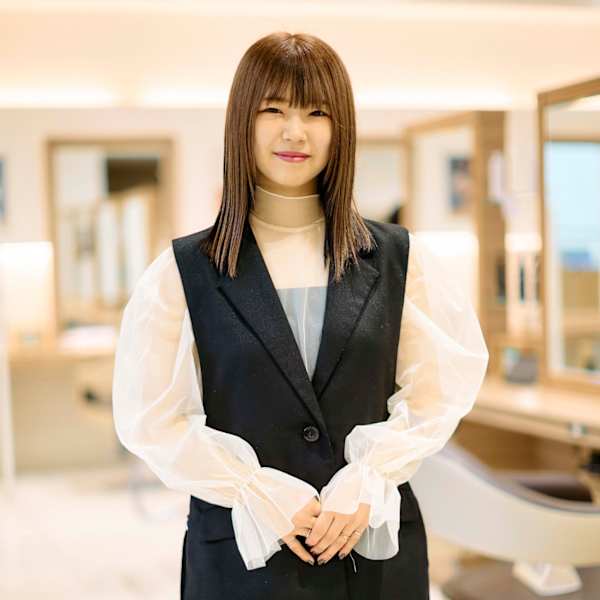 Ash 十日市場店【アッシュトウカイチバテン】のスタッフ紹介。佐藤 あき