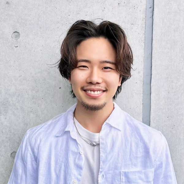 Dxxxx WEST【ディーエックス ウェスト】のスタッフ紹介。HAYATO