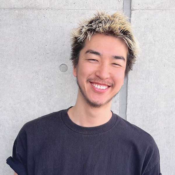 Dxxxx WEST【ディーエックス ウェスト】のスタッフ紹介。KENTA