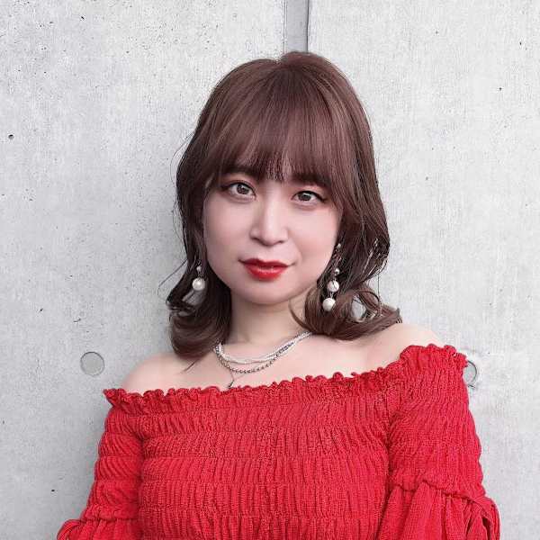 Dxxxx WEST【ディーエックス ウェスト】のスタッフ紹介。AKARI