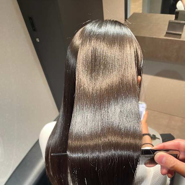 サラツヤ柔らか美髪矯正！|髪質改善 個室サロン LUNAS 福岡天神