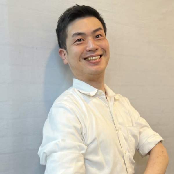 銀座マツナガ 新宿パークタワー店【ギンザマツナガ】のスタッフ紹介。阿部 聡士【新宿/理容室/バーバー】