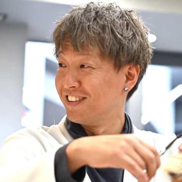 BARBERSHOP涼 池尻店【バーバーショップリョウ イケジリテン】のスタッフ紹介。竹村 大輔
