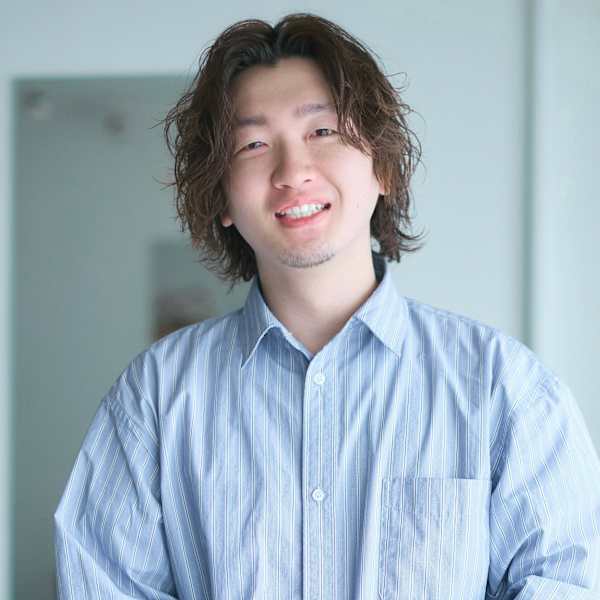 BLOCK hairmake【ブロックヘアメイク】のスタッフ紹介。松田 光雄