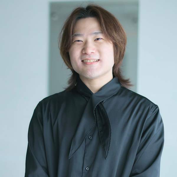BLOCK hairmake【ブロックヘアメイク】のスタッフ紹介。原田 祥彰