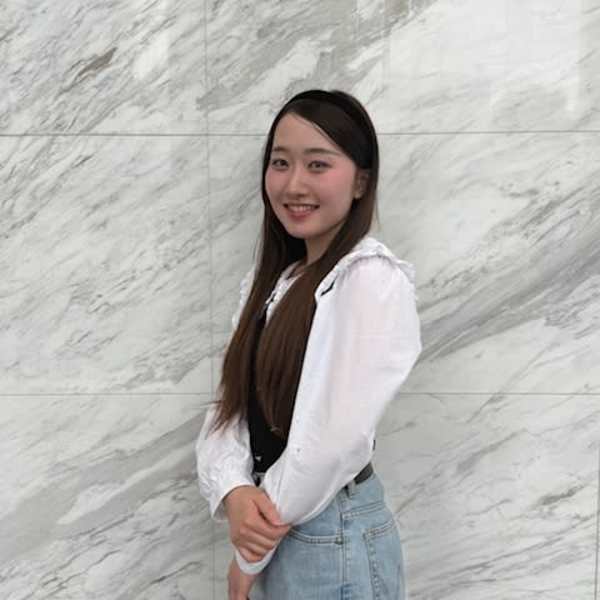Ash 川口店【アッシュカワグチテン】のスタッフ紹介。峯 唯華