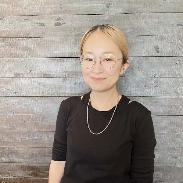 Hair design D. 【ヘアーデザイン ディードット】【ヘアーデザイン ディードット】のスタッフ紹介。管野 ひと美