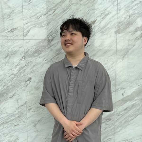 Ash 川口店【アッシュカワグチテン】のスタッフ紹介。赤塚雄輝