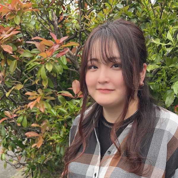hair salon Wish【ヘアサロン ウィッシュ】のスタッフ紹介。及川 紗富美