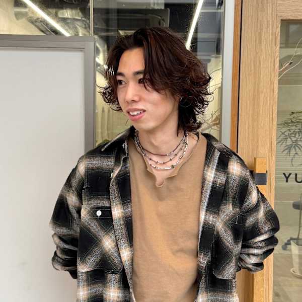 YUCCA elua 武庫之荘南口【ユッカ エルア ムコノソウミナミグチ】のスタッフ紹介。新城 拓未