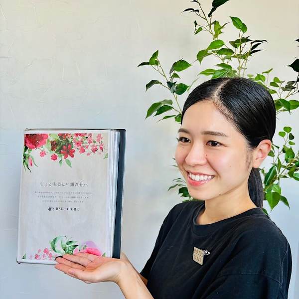 gracefiore 那覇店【グレースフィオーレ ナハテン】のスタッフ紹介。コナミ