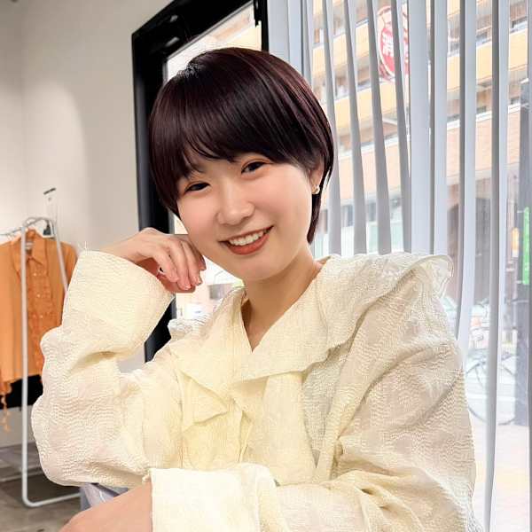 白silo船橋【シロ】【シロ】のスタッフ紹介。森下 玲奈
