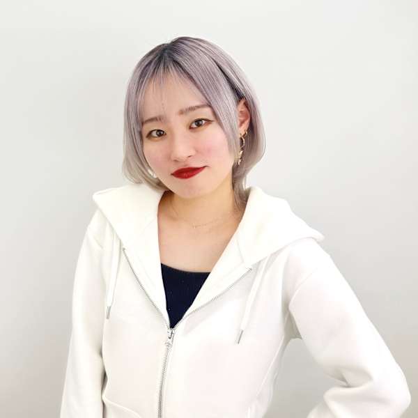 Ash 関内店【アッシュカンナイテン】のスタッフ紹介。村松 杏奈