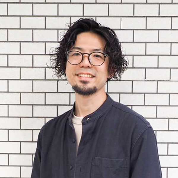 個室美容室 ディアローグ 瑞江南口店【コシツビヨウシツ ディアローグ ミズエミナミグチテン】のスタッフ紹介。守屋 Moriya