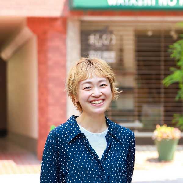 個室美容室 ディアローグ 自由が丘Luz店【コシツビヨウシツ ディアローグ ジユウガオカラズテン】のスタッフ紹介。菅 /自由が丘