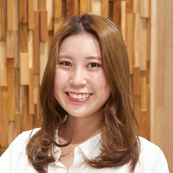 個室美容室 ディアローグ 登戸店【コシツビヨウシツ ディアローグ ノボリトテン】のスタッフ紹介。satake