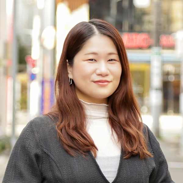 個室美容室 ディアローグ 自由が丘店【コシツビヨウシツ ディアローグ ジユウガオカテン】のスタッフ紹介。鯉渕 /自由が丘