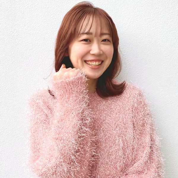 トリート ヘアデザイン八千代緑が丘【トリート ヘアデザインヤチヨミドリガオカ】のスタッフ紹介。石井 瞳子
