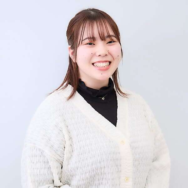 BASSA 久米川店【バサクメガワテン】のスタッフ紹介。Aika