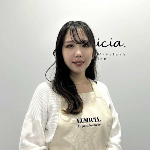 眉毛/アイブロウサロンLUMICIA.-TOKYO-池袋東口店【眉毛専門店】【マユゲアイブロウサロン ルミシアトウキョウ イケブクロヒガシグチテン マユゲセンモンテン】のスタッフ紹介。ナオ マユゲ