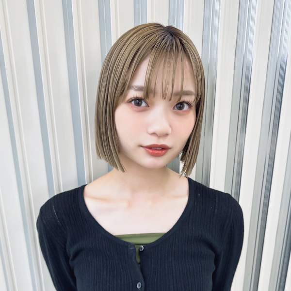 ブリーチダブルカラー×白髪ぼかしハイライト韓国ヘアサロンHair&Make YUIMARL 岡山店【ユイマァル オカヤマテン】のスタッフ紹介。ARINA