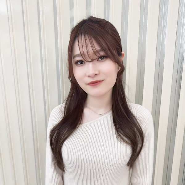 ブリーチダブルカラー×白髪ぼかしハイライト韓国ヘアサロンHair&Make YUIMARL 岡山店【ユイマァル オカヤマテン】のスタッフ紹介。NATUKI