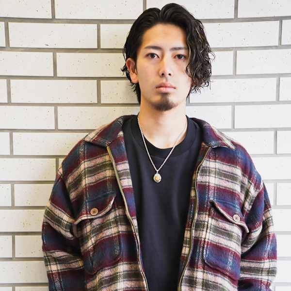 メンズパーマ×メンズブリーチ メンズヘアサロン YUIMARL SLOW 倉敷店【メンズパーマメンズブリーチ メンズヘアサロン ユイマァルスロウ クラシキテン】のスタッフ紹介。井上 魁人