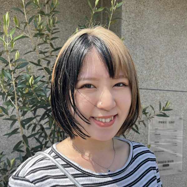 DISCO HAIR bello【ディスコヘアー ベッロ】のスタッフ紹介。AYAKA