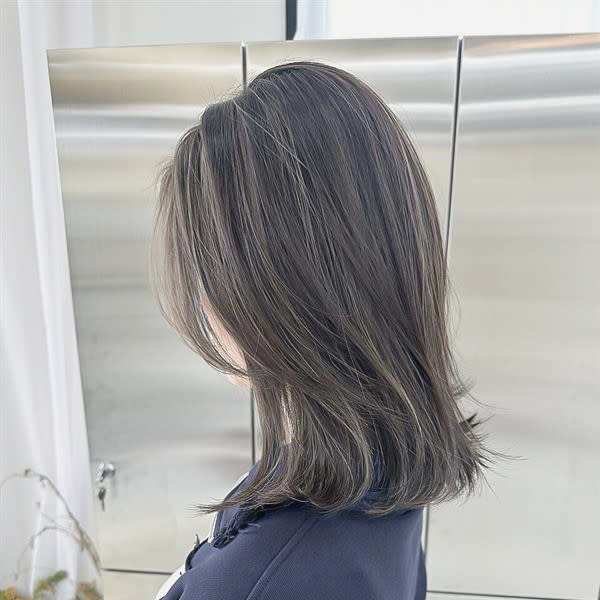 【韓国】ナチュラルハイライト×顔まわりレイヤー