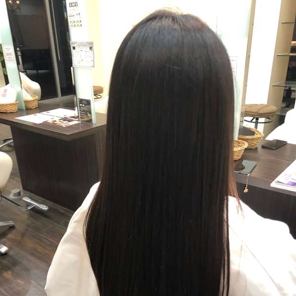 髪質改善トリートメントで艶髪に!!