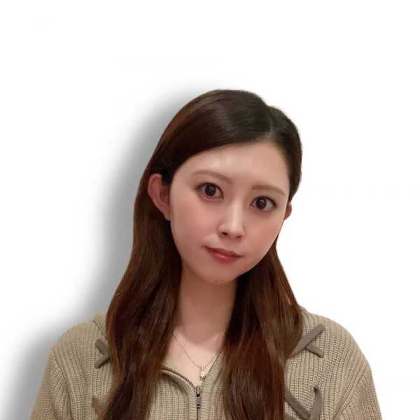 アイブロウサロン i'm 荻窪店【眉毛専門店】【アイブロウサロン アイム オギクボテン マユゲセンモンテン】のスタッフ紹介。チナ 