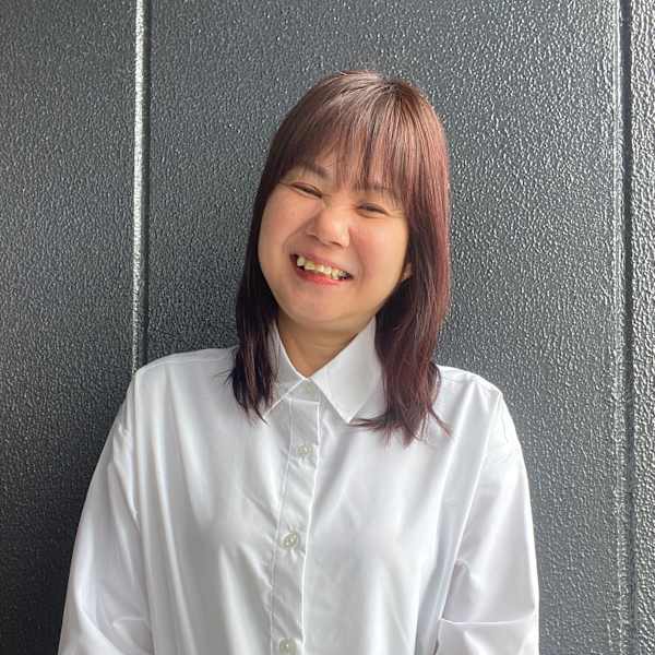 soin de brace 今里店【ソワンドゥブレスイマザトテン】のスタッフ紹介。米田亜矢子