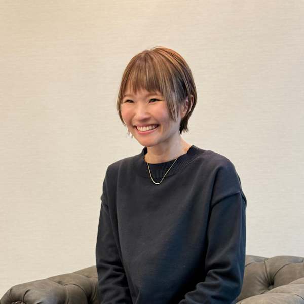 hair Dr.VEGA【ヘアドクターベガ】のスタッフ紹介。草間 志奈