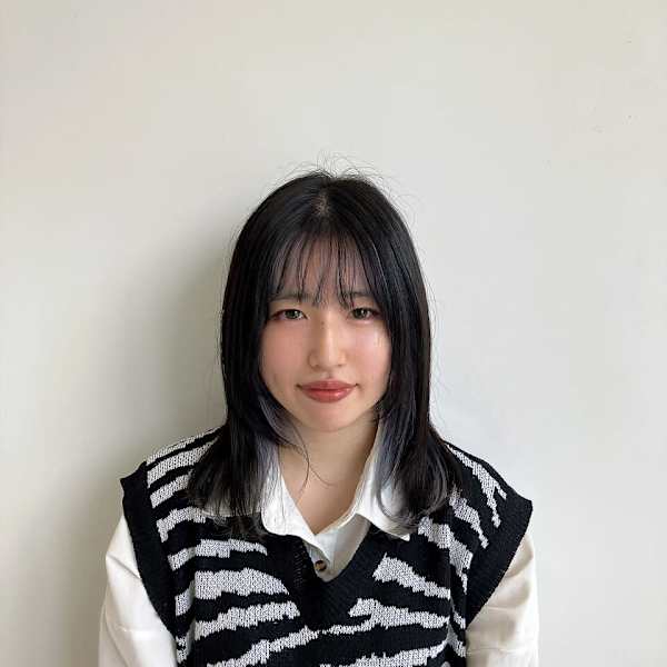 Vis Hair＆Beauty 西新井店【ビス ヘア アンド ビューティー】【ビス ヘアアンドビューティー】のスタッフ紹介。永倉明香 「西新井」