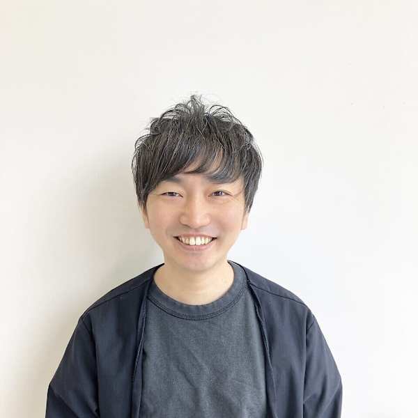 Vis Hair＆Beauty 西新井店【ビス ヘア アンド ビューティー】【ビス ヘアアンドビューティー】のスタッフ紹介。志波和明 「西新井」