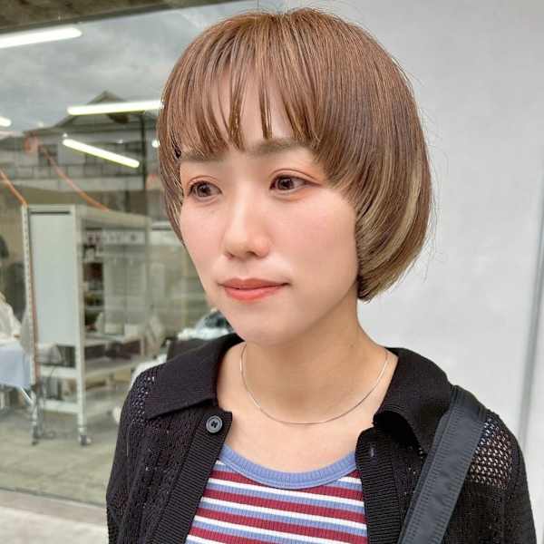 マッシュショート・ちらっとインナーカラー