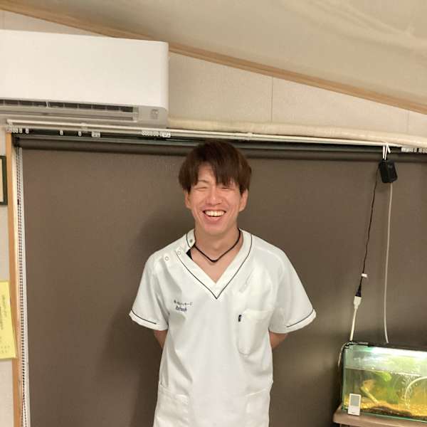 マッサージリフレッシュ【マッサージリフレッシュ】のスタッフ紹介。ヤマシタジロウ