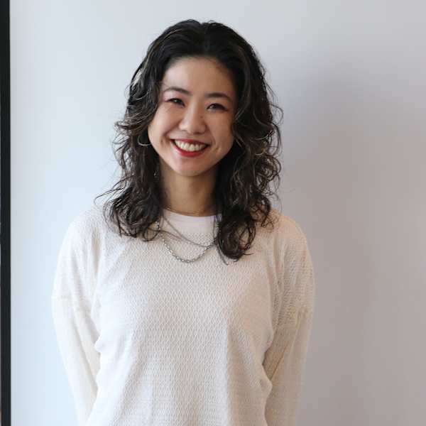 CLEO hair international パセーラ店【クレオヘアインターナショナル パセーラテン】のスタッフ紹介。吉田 奈津子