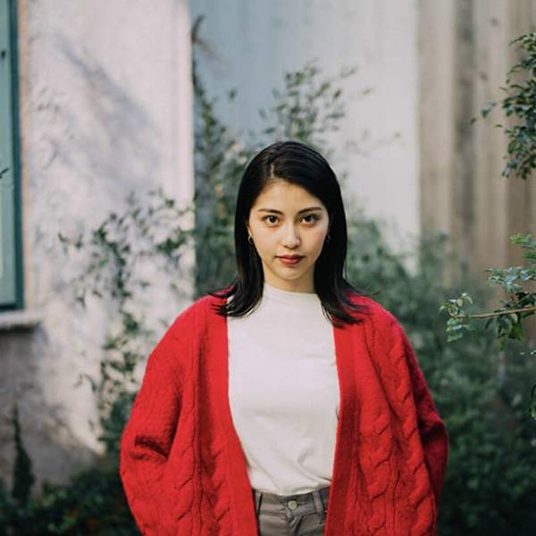 大人かっこいい外ハネミディ